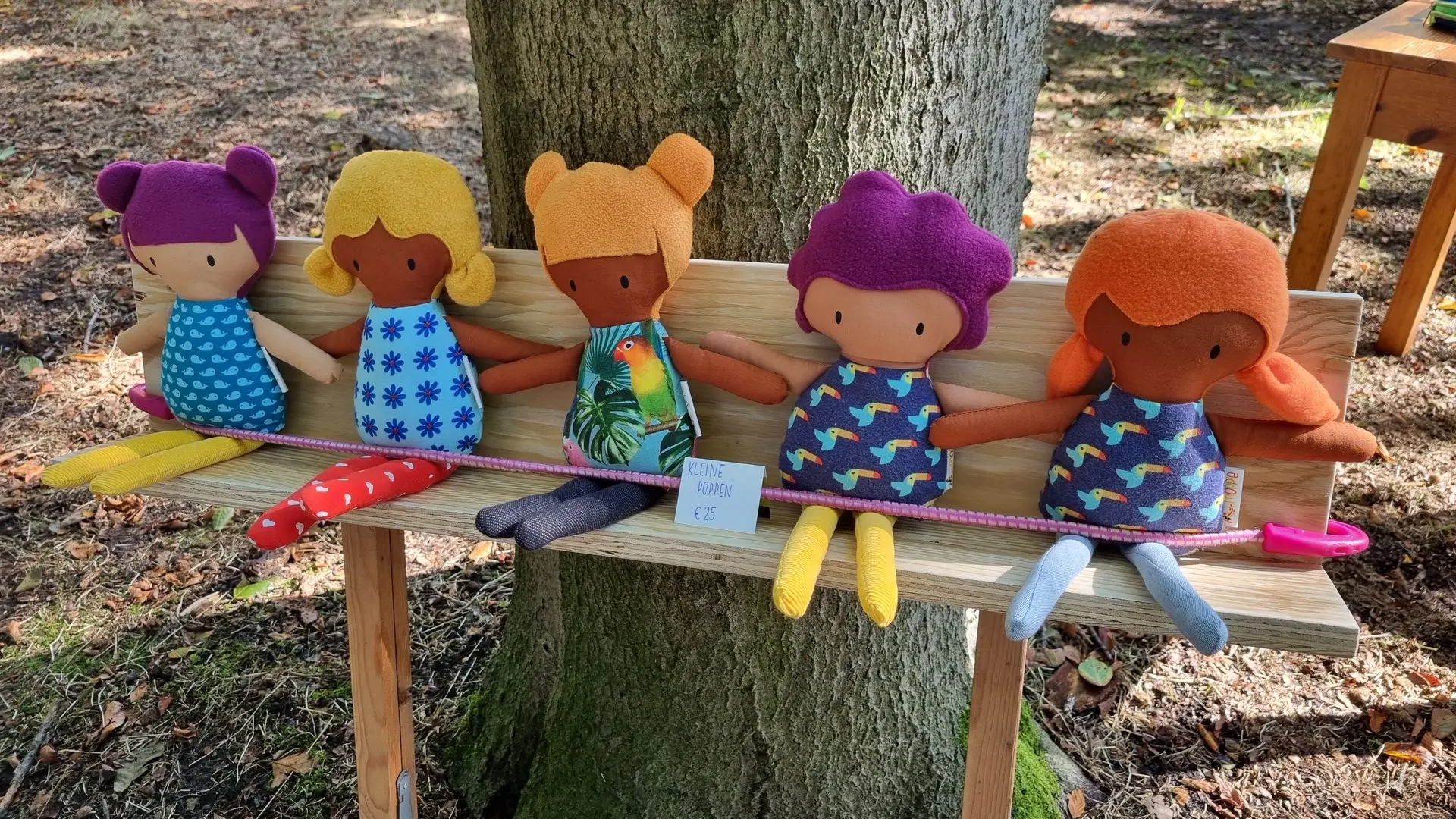 markt evenement upcycling poppen