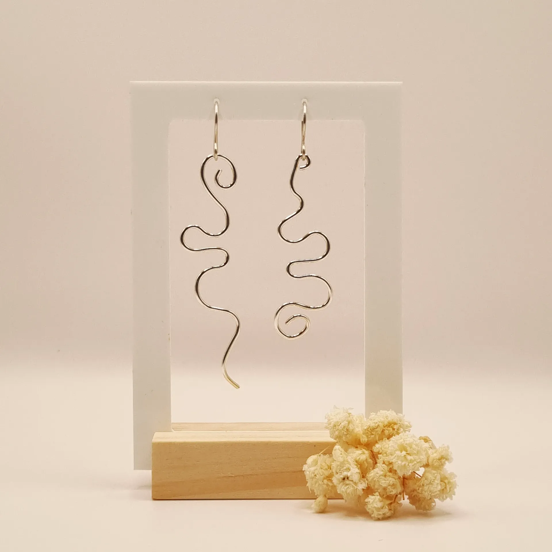 Asymmetrische spiraaloorbellen (glans)