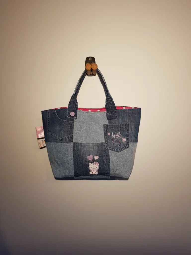Mini totebag uit jeans Hello Kitty